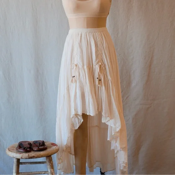 Spell Cream Maxi A-Line Skirt Asymmetrical High-Low - Picture 5 of 16